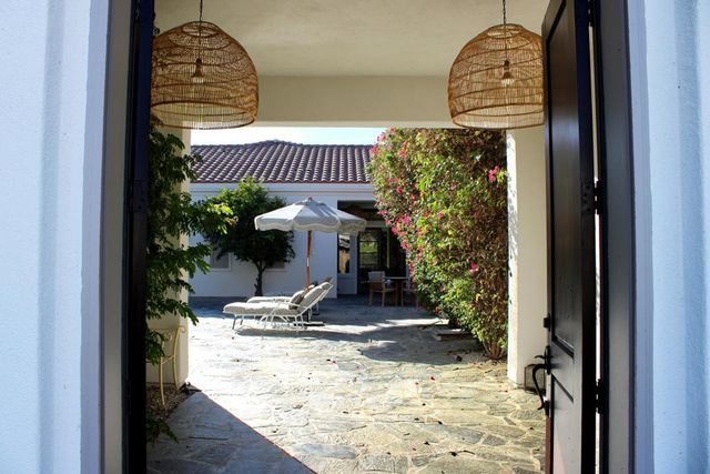 81055 Golf View Drive, La Quinta, CA 92253