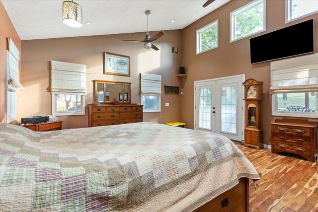 22143 HACKBERRY Road, Council Bluffs, IA 51503