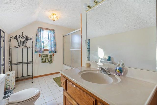 22143 HACKBERRY Road, Council Bluffs, IA 51503