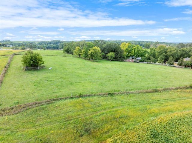 22143 HACKBERRY Road, Council Bluffs, IA 51503