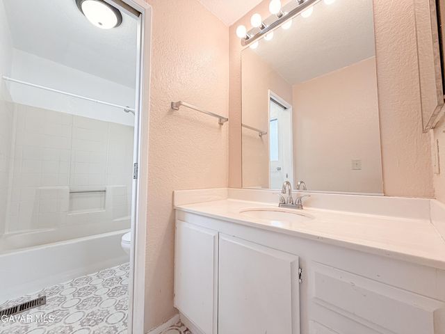 14312 Dover Drive, Mojave, CA 93501