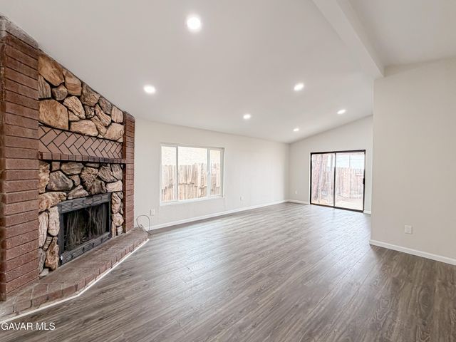 14312 Dover Drive, Mojave, CA 93501