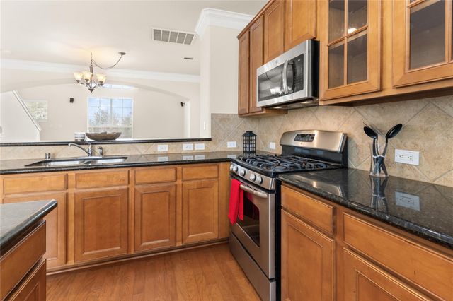 3334 Clearview Villa Way, Houston, TX 77025