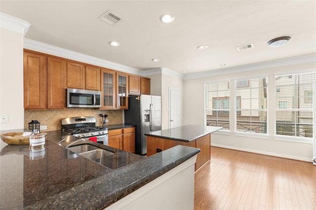 3334 Clearview Villa Way, Houston, TX 77025