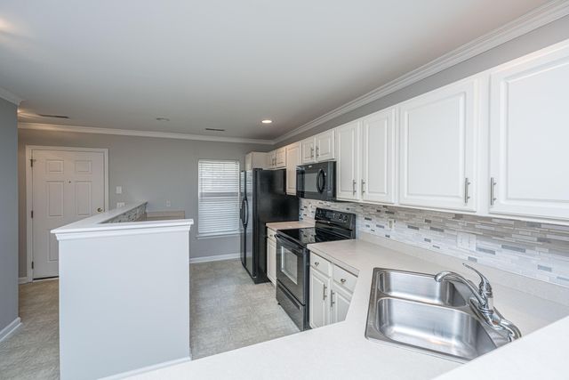 8617 Grassy Oak Trail, North Charleston, SC 29420