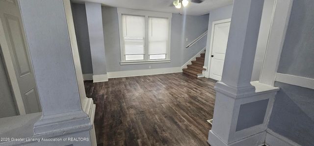 921 N Sycamore Street, Lansing, MI 48906