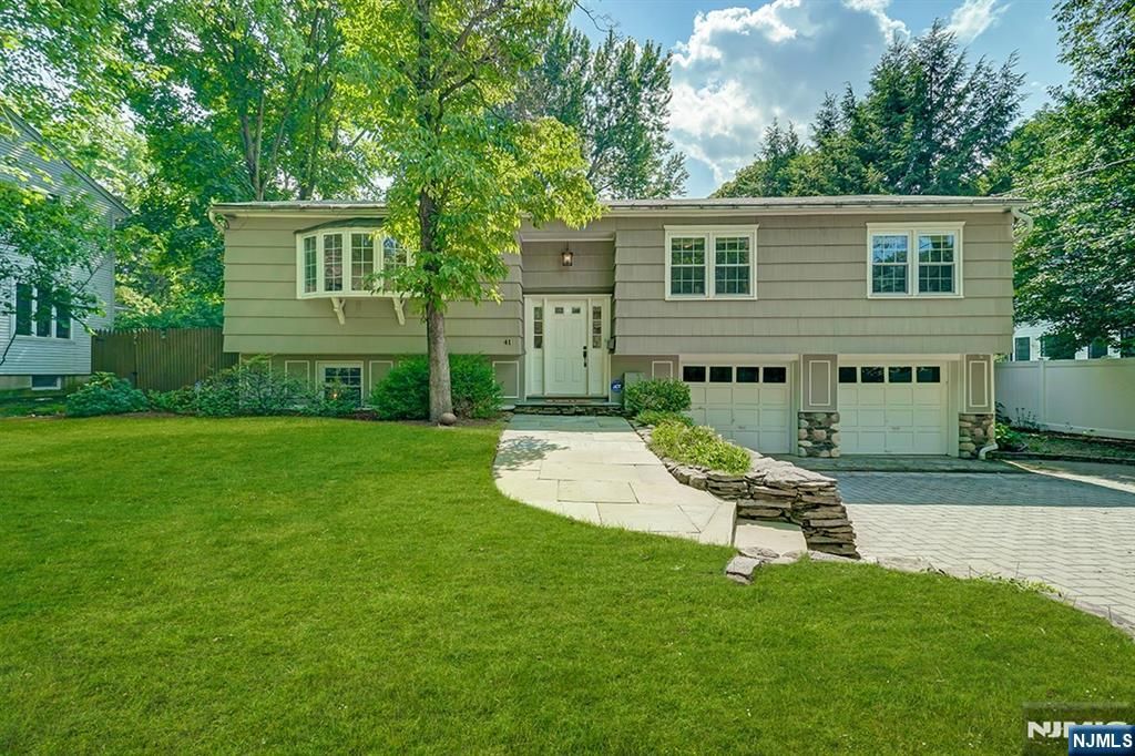 41 Demarest Avenue, Demarest, NJ 07627