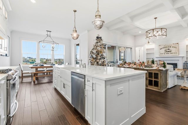 300 Prestwick Circle, Richmond, KY 40475