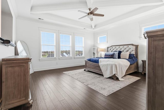 300 Prestwick Circle, Richmond, KY 40475