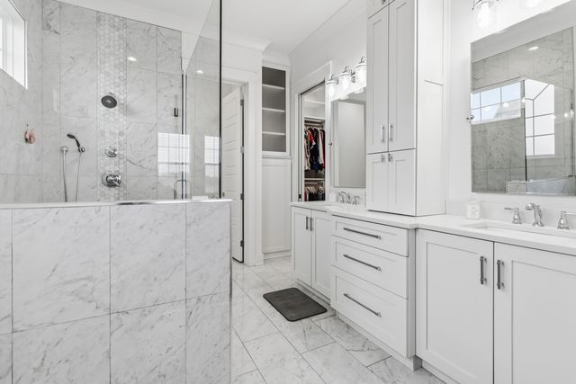 300 Prestwick Circle, Richmond, KY 40475