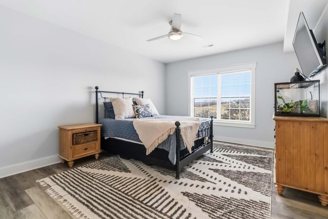 300 Prestwick Circle, Richmond, KY 40475