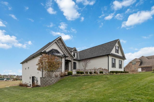 300 Prestwick Circle, Richmond, KY 40475