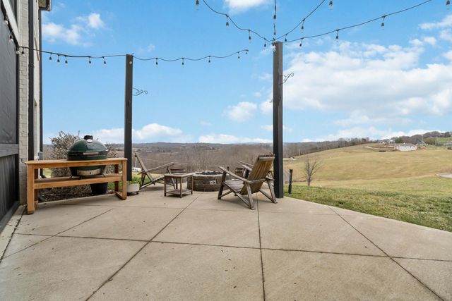 300 Prestwick Circle, Richmond, KY 40475