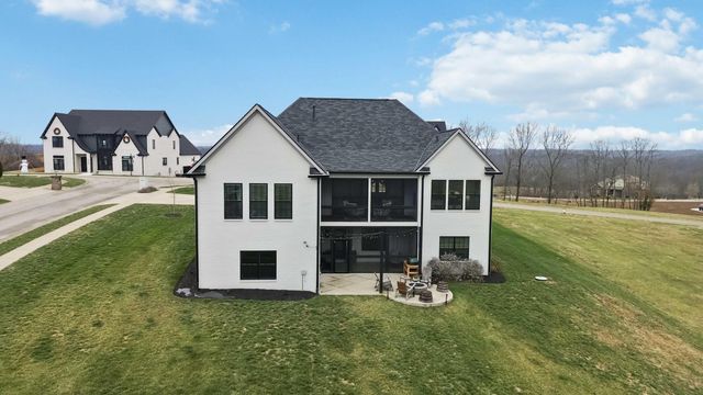 300 Prestwick Circle, Richmond, KY 40475