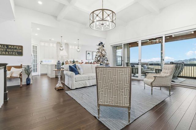 300 Prestwick Circle, Richmond, KY 40475