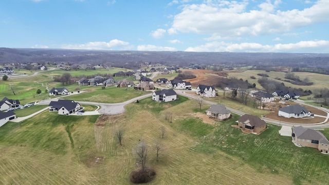 300 Prestwick Circle, Richmond, KY 40475