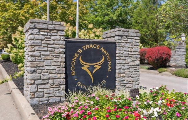 300 Prestwick Circle, Richmond, KY 40475