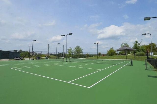 300 Prestwick Circle, Richmond, KY 40475