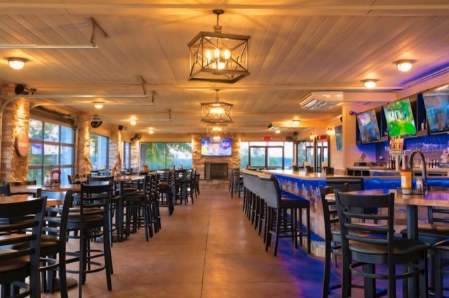 300 Prestwick Circle, Richmond, KY 40475