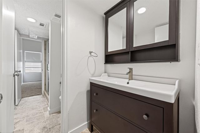 12900 Walden Road 108A, Montgomery, TX 77356