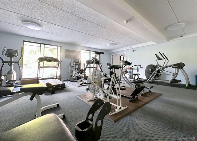 680 W Boston Post Road 3Q, Mamaroneck, NY 10543
