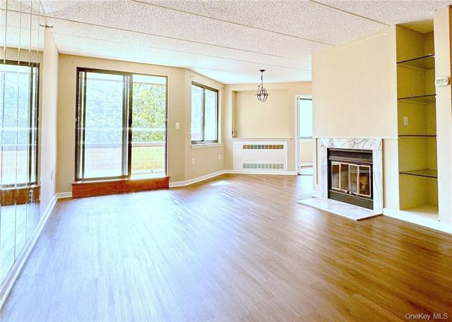680 W Boston Post Road 3Q, Mamaroneck, NY 10543