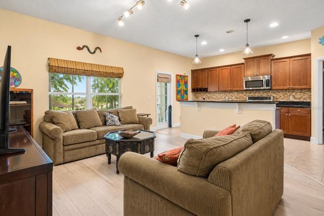 21707 BELGIAN COURT, Mount Dora, FL 32757