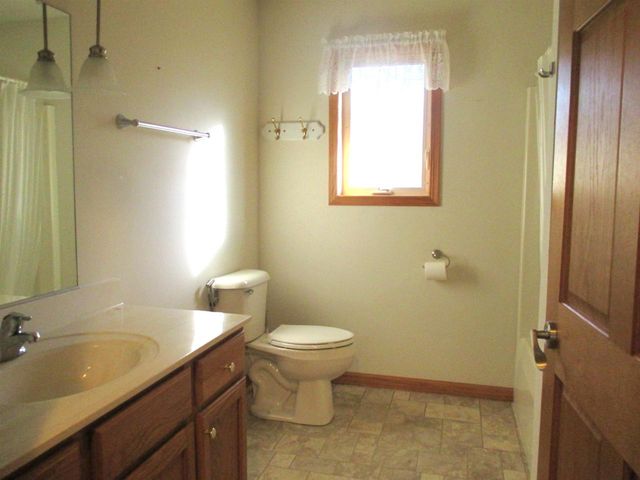 237 4th Street, Montello, WI 53949