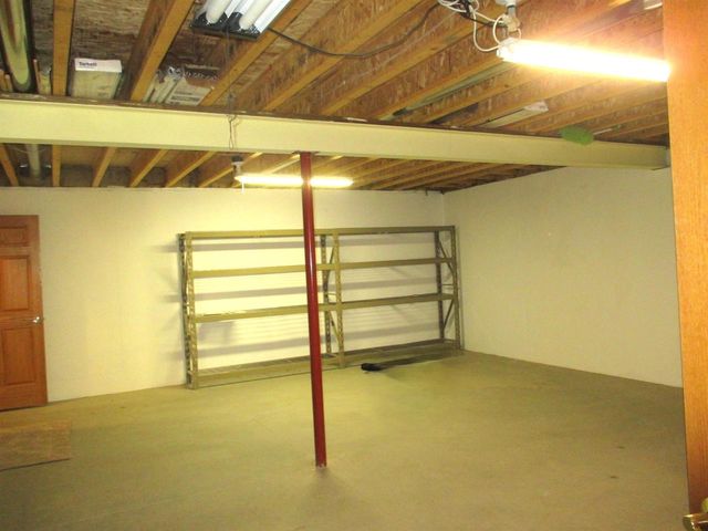 237 4th Street, Montello, WI 53949