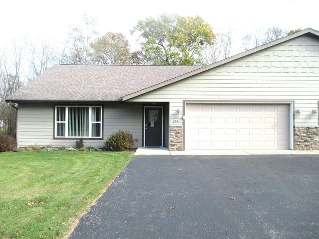 237 4th Street, Montello, WI 53949