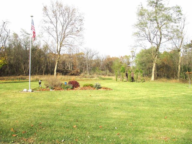 237 4th Street, Montello, WI 53949