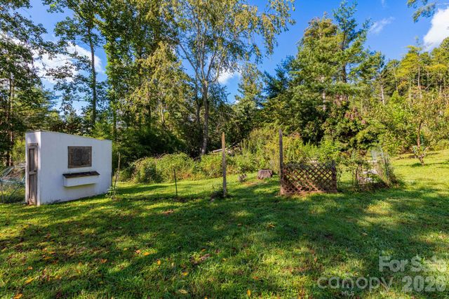 38 Mountainberry Lane, Fairview, NC 28730