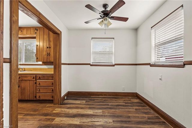 1001 W Clemmonsville Road, Winston-salem, NC 27127