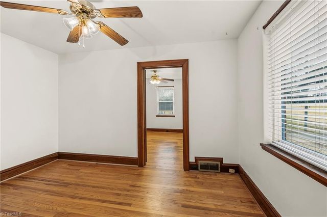 1001 W Clemmonsville Road, Winston-salem, NC 27127