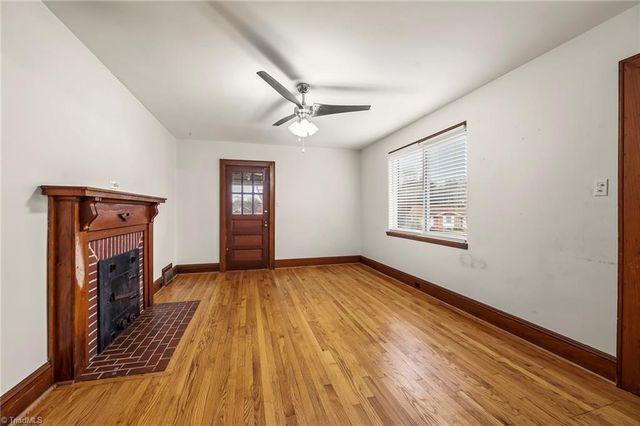 1001 W Clemmonsville Road, Winston-salem, NC 27127