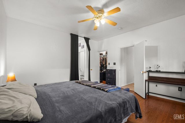 10808 Tivoli Court, Bakersfield, CA 93311