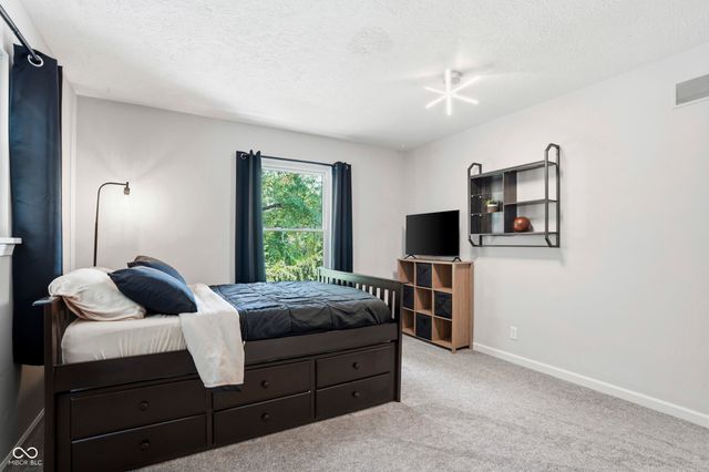 8546 Fawn Meadow Drive, Indianapolis, IN 46256