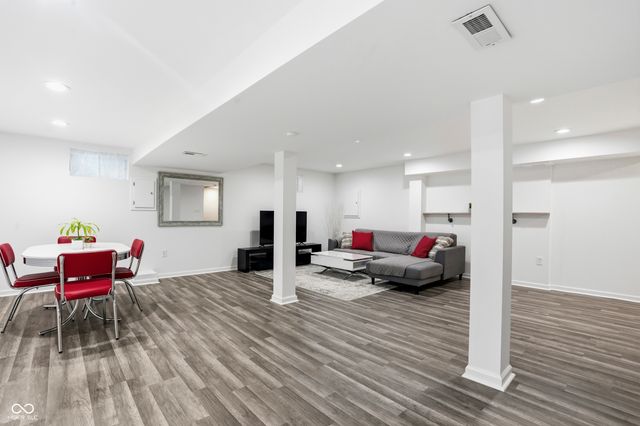 8546 Fawn Meadow Drive, Indianapolis, IN 46256