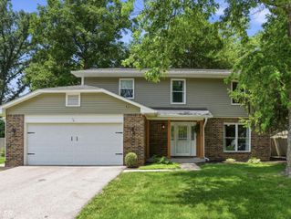 8546 Fawn Meadow Drive, Indianapolis, IN 46256