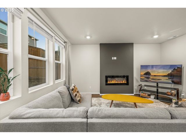 3169 Se 34TH St, Gresham, OR 97080