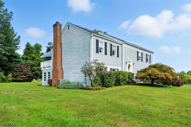 42 Witte Rd, Bethlehem Twp., NJ 08827