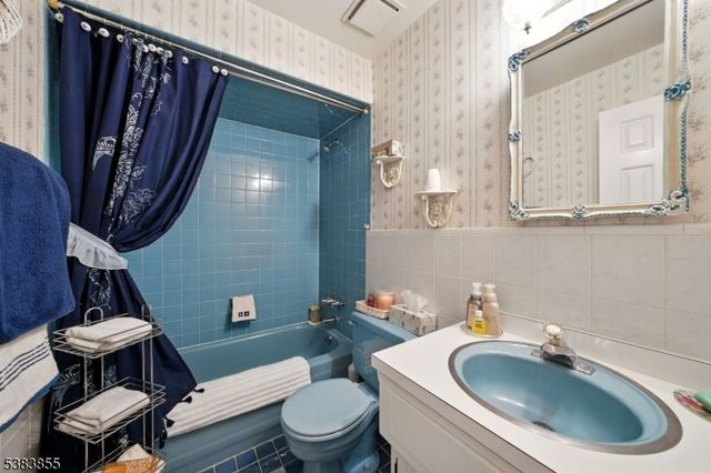42 Witte Rd, Bethlehem Twp., NJ 08827