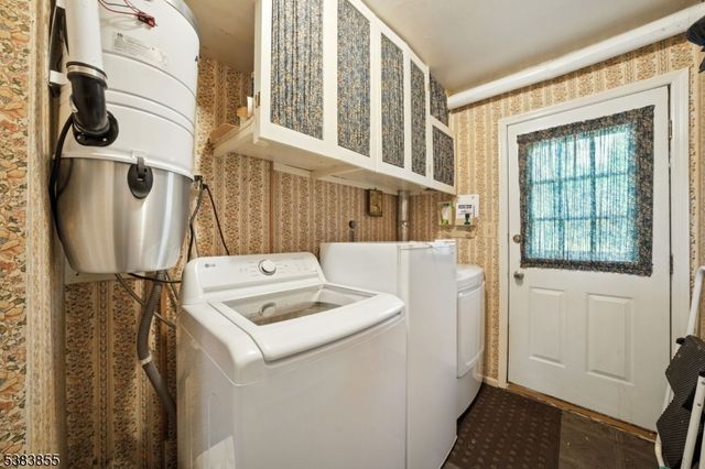 42 Witte Rd, Bethlehem Twp., NJ 08827
