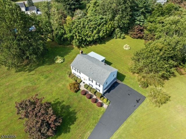 42 Witte Rd, Bethlehem Twp., NJ 08827