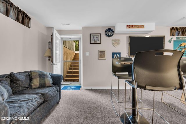 12 Brittany Drive, Bayville, NJ 08721
