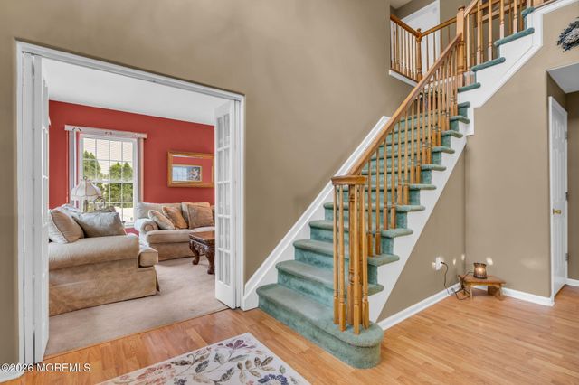 12 Brittany Drive, Bayville, NJ 08721