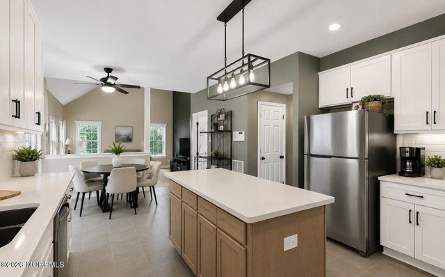 12 Brittany Drive, Bayville, NJ 08721