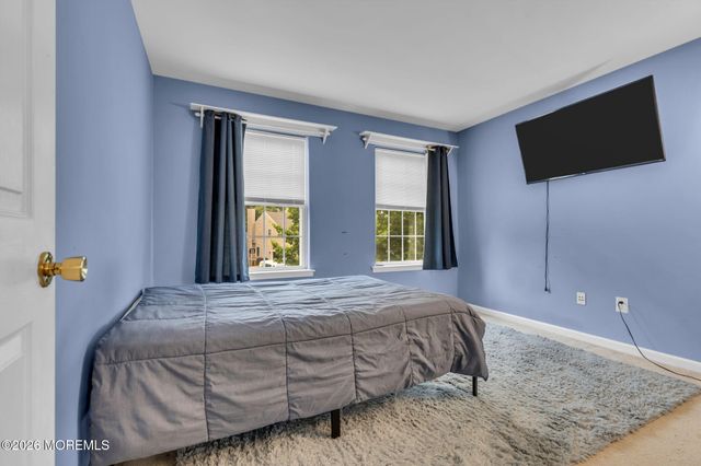 12 Brittany Drive, Bayville, NJ 08721