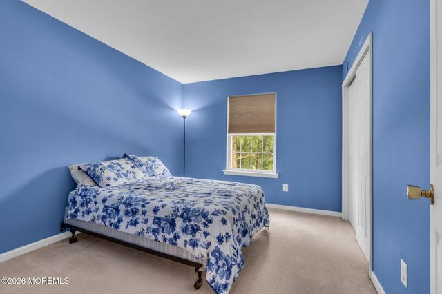 12 Brittany Drive, Bayville, NJ 08721