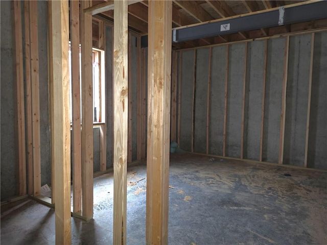 14550 Amanda Lane, Basehor, KS 66007